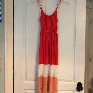 Girl’s dress